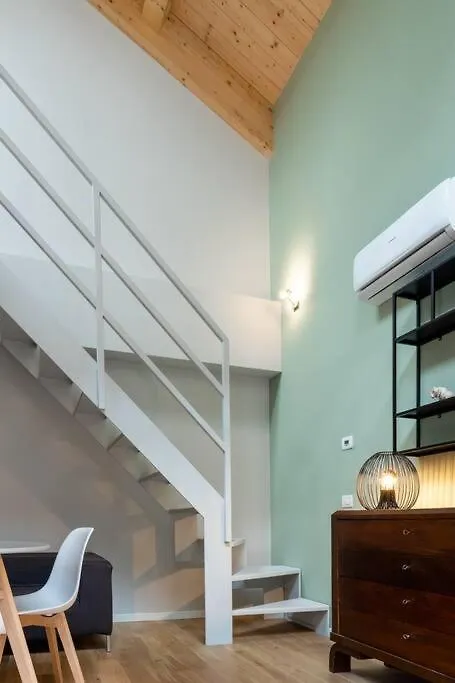 Luxury Loft On Two Levels Apartment Milan